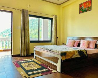 Kailasham Homestay - Rishikesh - Bedroom