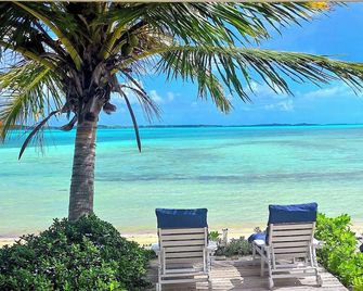 Hgtv-Featured Beachfront Villa / Steps to Sand / Resort Amenities Included - Georgetown - Pláž