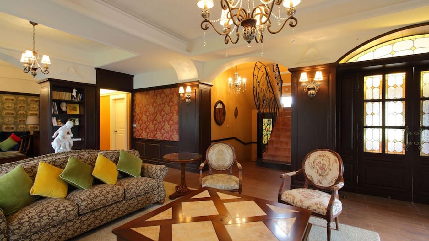 هوت-رين فيلا