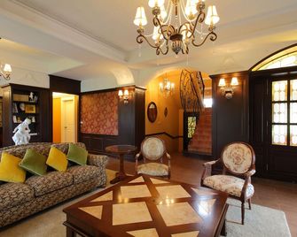 Haut Rhin Villa - Yilan City