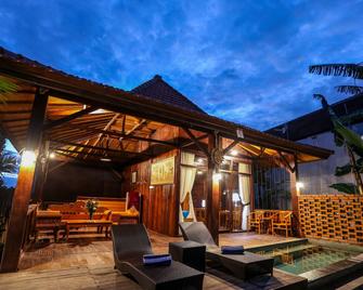 Kampung Canggu - North Kuta - Patio
