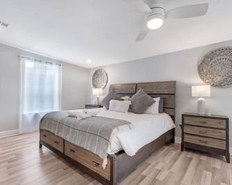 3bed/3bath In Houston's Heart: Heights-Montrose-Downtown - هيوستن - غرفة نوم