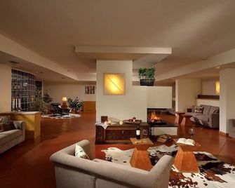 Hotel Sole - Male - Wohnzimmer