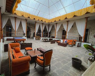 Golden Rest Ecuador - Latacunga - Lounge