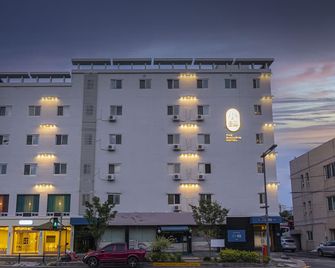 Shourin Hotel Daejeon by Aank - Daejeon - Building