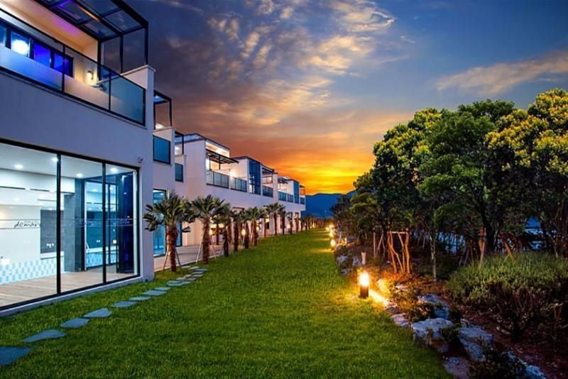 Yeosu Dimare Pool Villa & Kids