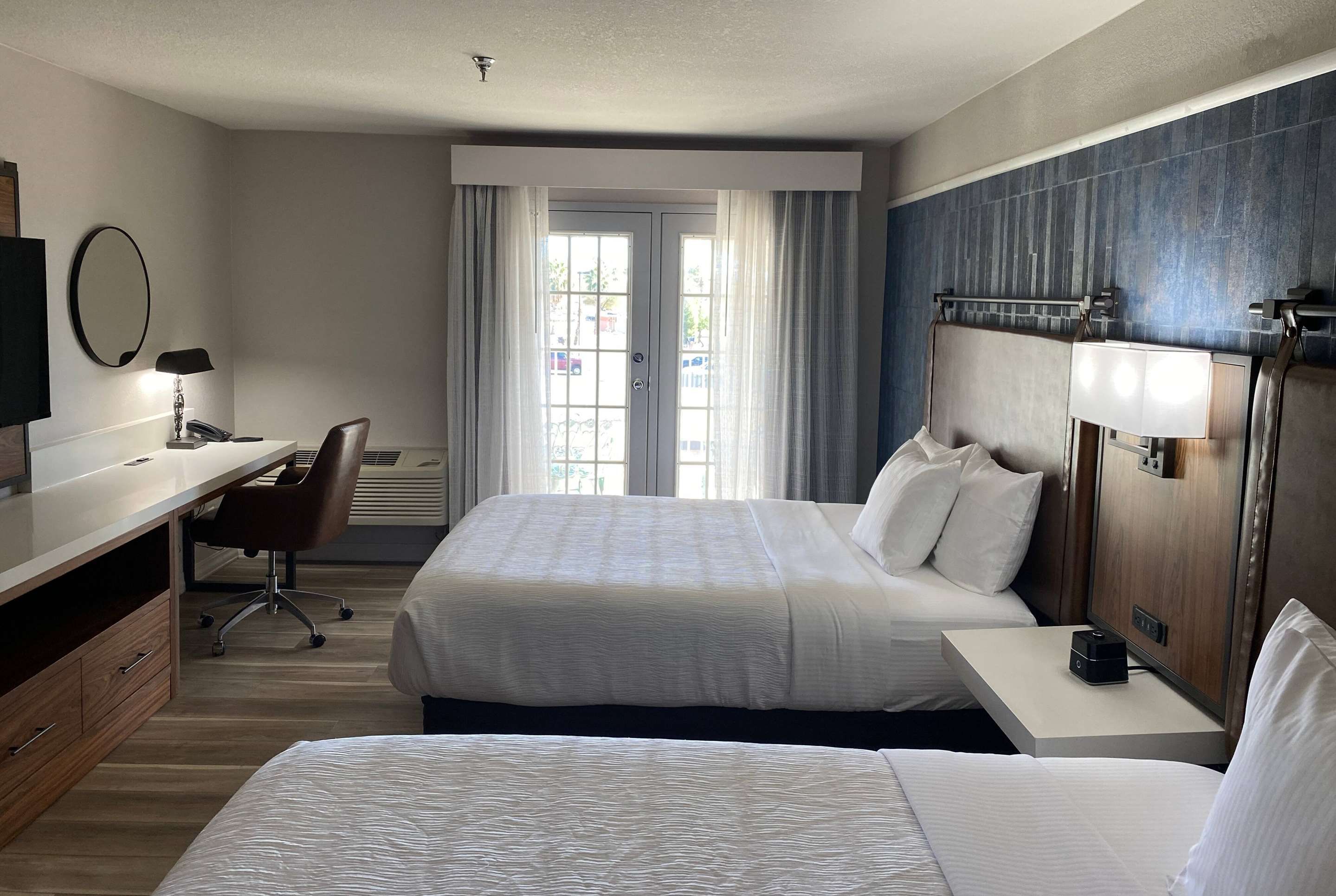 La Quinta Inn & Suites by Wyndham Safford Copper Valley - Safford - Schlafzimmer