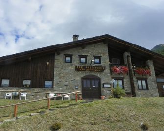 Hotel Les Granges - La Thuile - Building