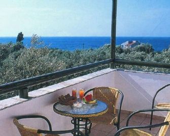 Elia Village by Irida Iris Group - Plomari - Balcony