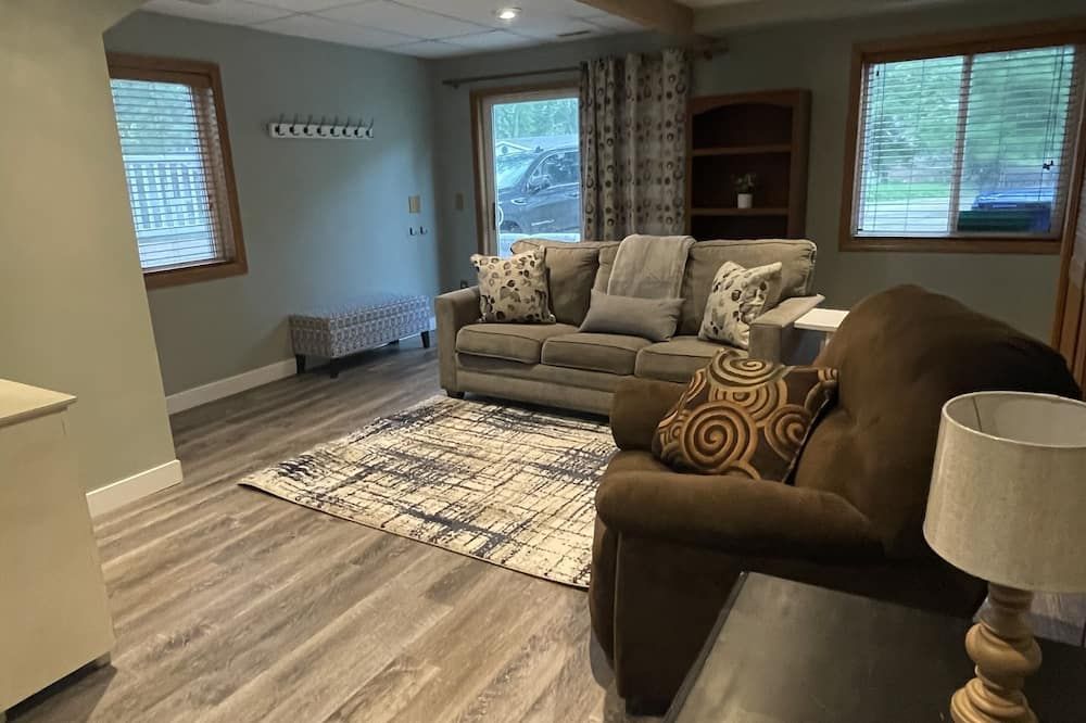 Okoboji Cabin