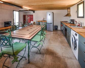 Beautiful Home In Mollans-Sur-Ouvèze - Mollans-sur-Ouvèze - Cocina