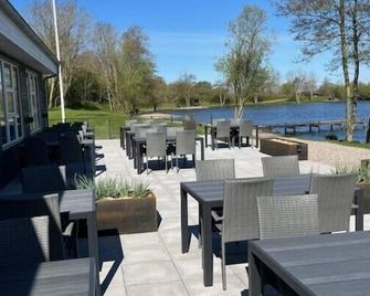 Storkesøen Ribe Holiday Cottages and Apartments - Ribe - Innenhof