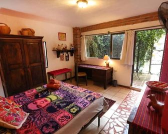 Majikal B&B - Frida - Τσολούλα