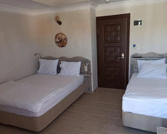 Golden Stone Butik Otel - Cesme - Bedroom