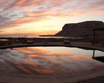 Taziry Ecolodge & Sustainable Village - Siwa - Pool