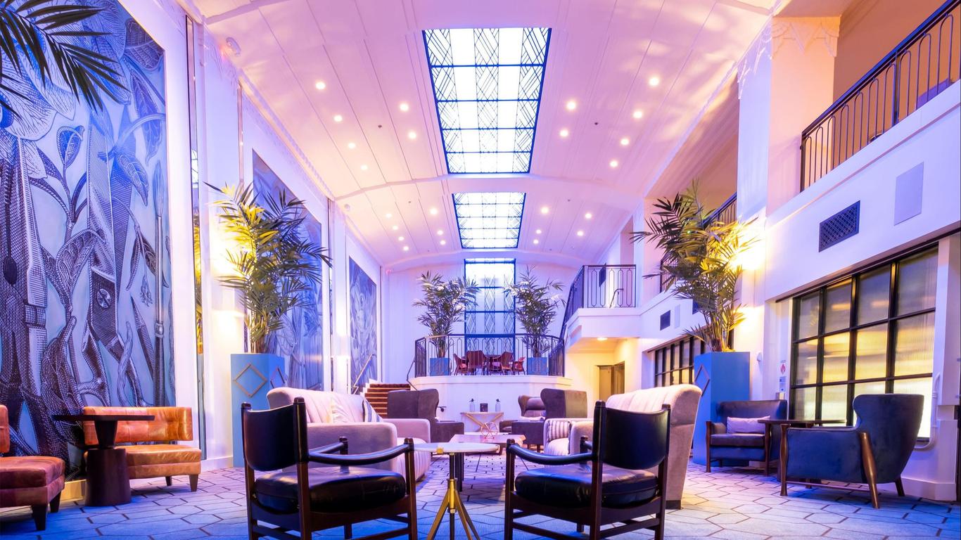 โรงแรมธีโอดอร์