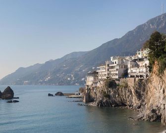 Hotel La Lucertola - Vietri sul Mare