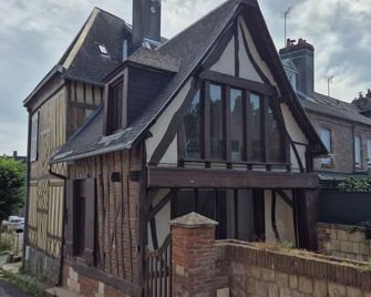 La Villa Eudoise - Eu - Gebäude