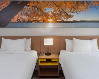 Days Inn by Wyndham Mason City - Mason City - Camera da letto