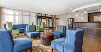 Comfort Suites Hobbs - Hobbs - Area lounge