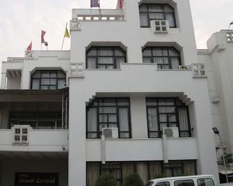 Hotel Grand central - Bhubaneshwar - Gebäude