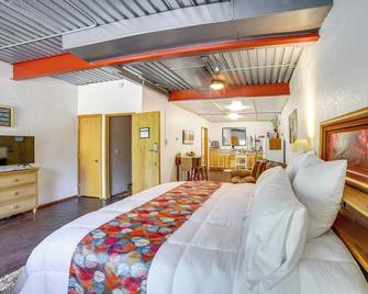 Cozy Great Falls Studio on the Missouri River! - Great Falls - Habitación