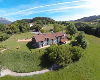 Casa Rural Urkulu Landetxea - Arechavaleta - Edificio
