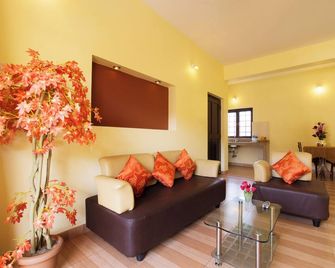 Marina Bay Beach Resort - Candolim - Sala de estar