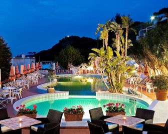 Hotel Casa Di Meglio - Casamicciola Terme - Piscina