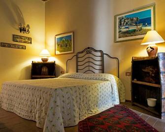 Il Castello di San Sergio - Centola - Camera da letto