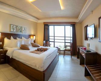 City Tower Hotel - Aqaba - Bedroom