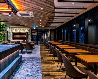 إيه بي إيه هوتل آند ريزورت أوساكا أوميدا إيكي تاور - أوساكا - مطعم