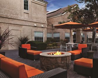 Hyatt House Pleasanton - Pleasanton - Binnenhof