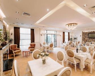 Golden Hotel - Pristina - Restaurante