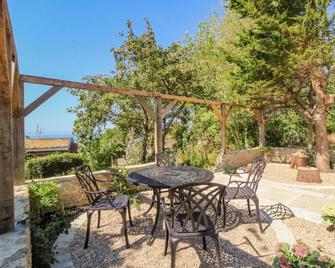 Mimosa Cottage - Bridport