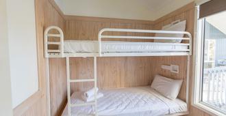 Kirra Beach Tourist Park - Coolangatta - Bedroom