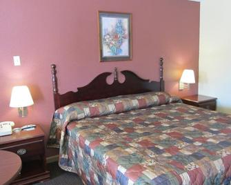 First Western Inn - Fairmont City - Fairmont City - Bedroom
