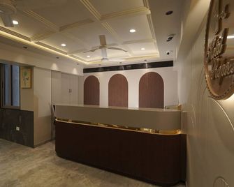 Hotel Repose Vadodara - Vadodará - Recepce