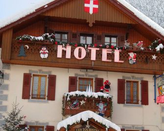 Les Touristes - La Chapelle-d'Abondance - Bâtiment