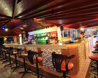 Club Amaris Apartments - Marmaris - Bar