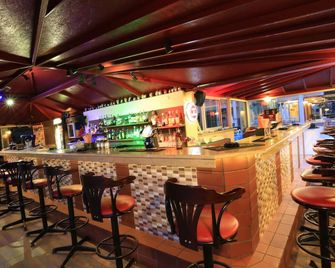 Club Amaris Apartments - Marmaris - Bar