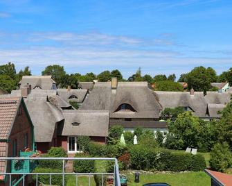 Ferienzimmeranlage Deutsches Haus Deutsches Haus App 31 - Ostseebad Wustrow - Gebäude