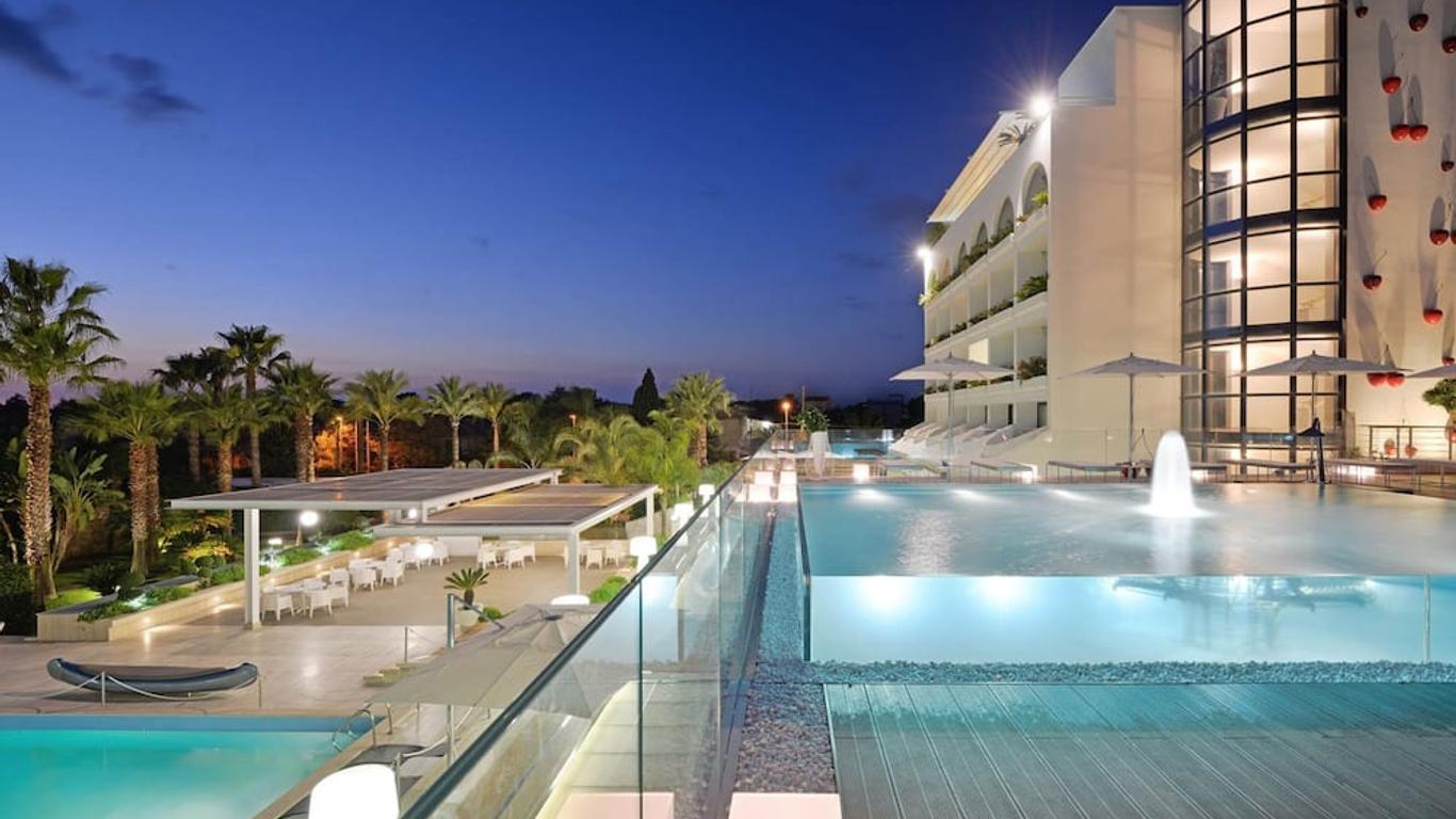 ميك بيستوم هوتل