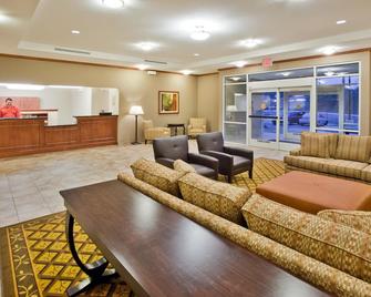 Candlewood Suites Apex Raleigh Area - Apex - Lobby