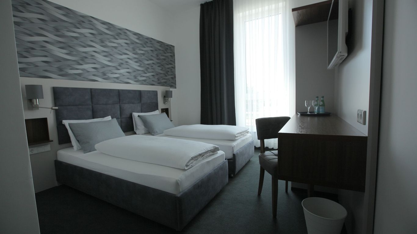 Hotel Starton am Ingolstadt Village