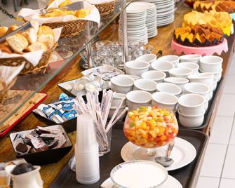 Pousada dos Gravatás - Búzios - Buffet