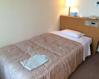 Sky Hotel Uozu Annex - Uozu - Ložnice