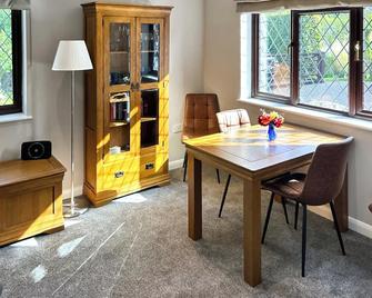 Havre De Calme - Sevenoaks - Dining room