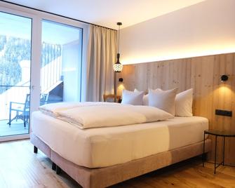 Hotel die Arlbergerin - Adults Only - Sankt Anton am Arlberg - Bedroom