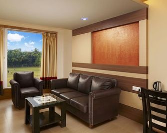 Turtle Beach Resort - Morjim - Morjim - Living room